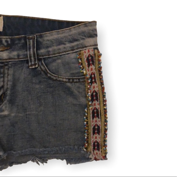 White Crow Denim Shorts with Tribal beading details 26 - Picture 4 of 12